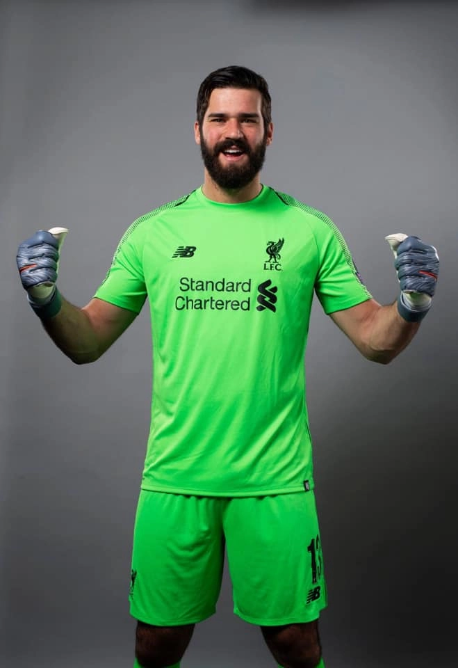 Alisson Becker transfer và những tin đồn chuyển nhượng
