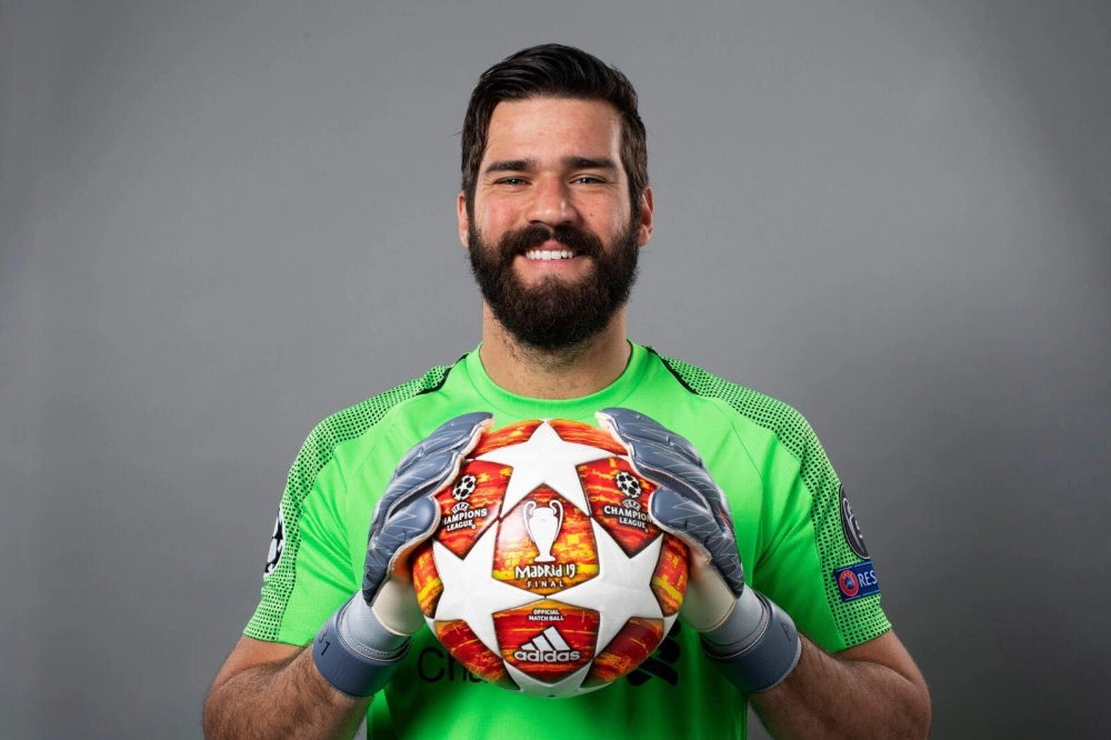 Alisson Becker injury update và những tin tức về chấn thương