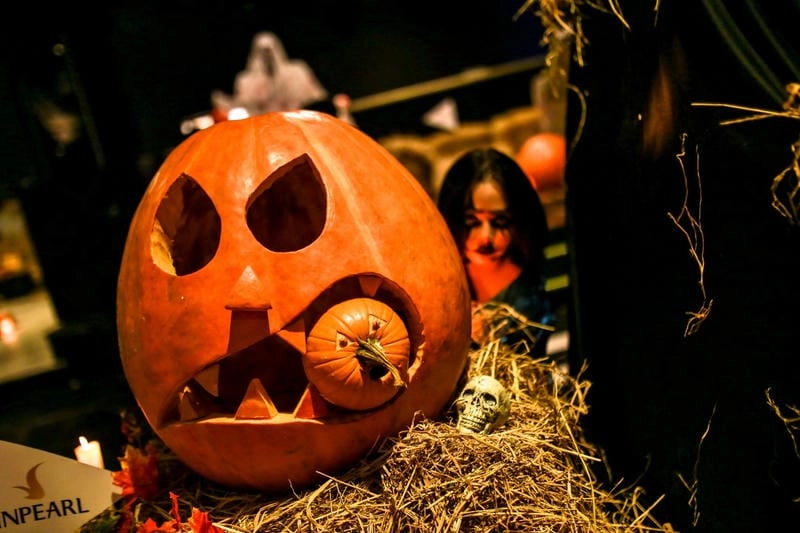 Khám phá các hoạt động với bí ngô Halloween