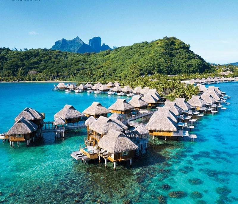 Đắm mình trong làn nước Bora Bora biển xanh