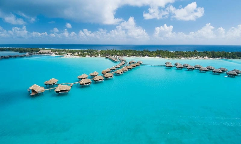 Lạc lối trong Bora Bora trong xanh