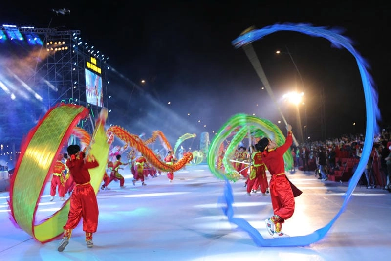 Ngắm nhìn vẻ đẹp Carnaval Hạ Long hoành tráng
