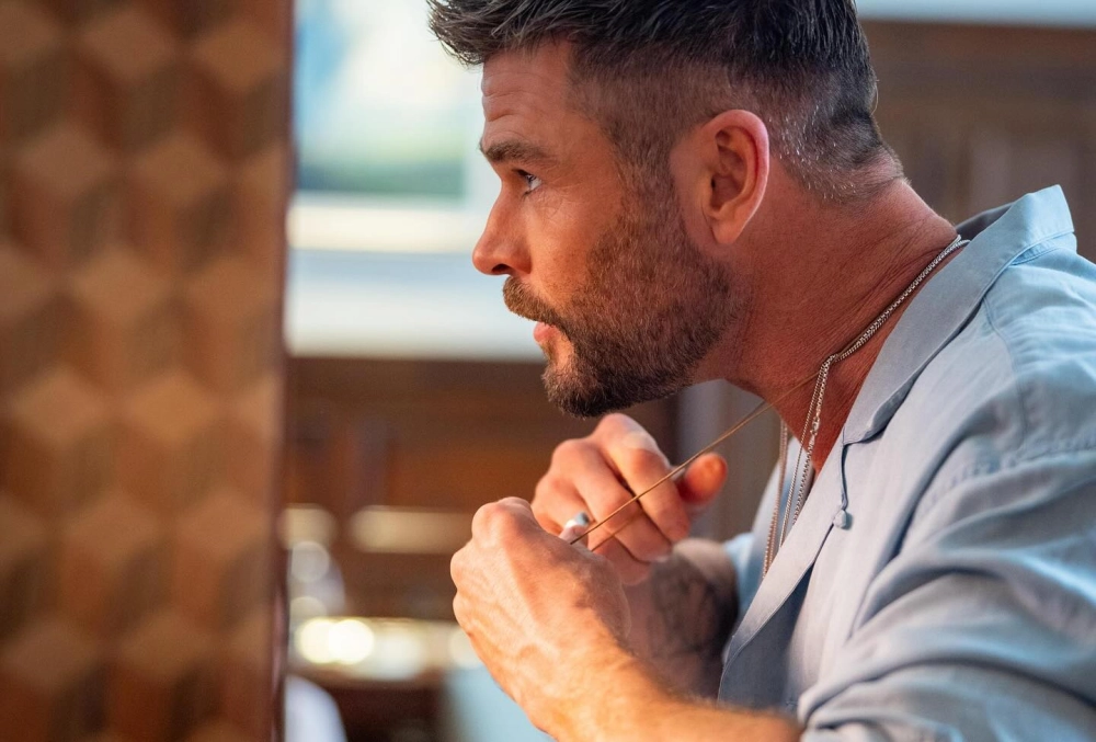 Chris Hemsworth hairstyle và những kiểu tóc của Thần Sấm