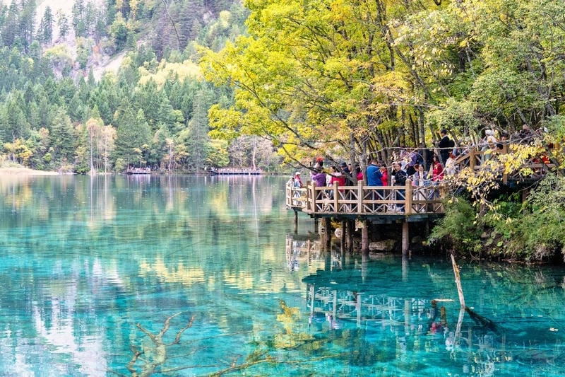 Cùng du ngoạn Cửu Trại Câu huyền ảo