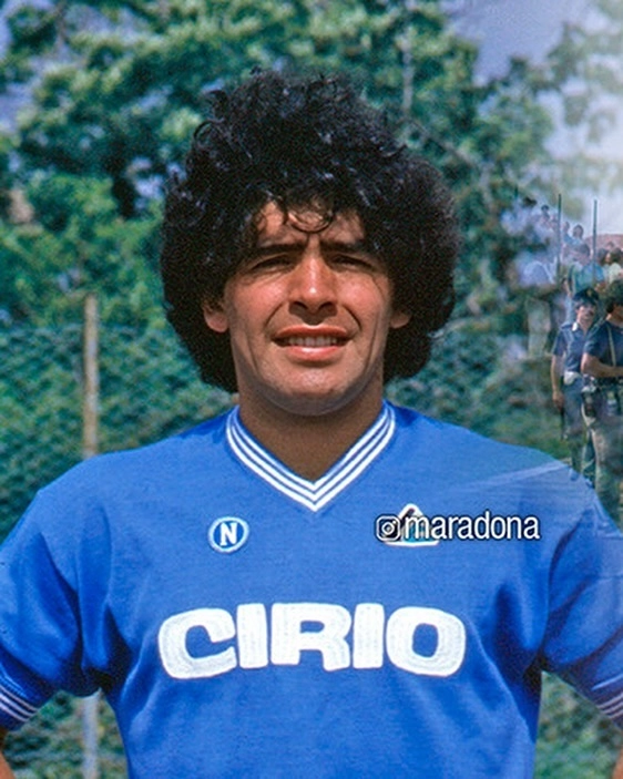 Diego Maradona career nhìn lại sự nghiệp lẫy lừng và đầy tranh cãi