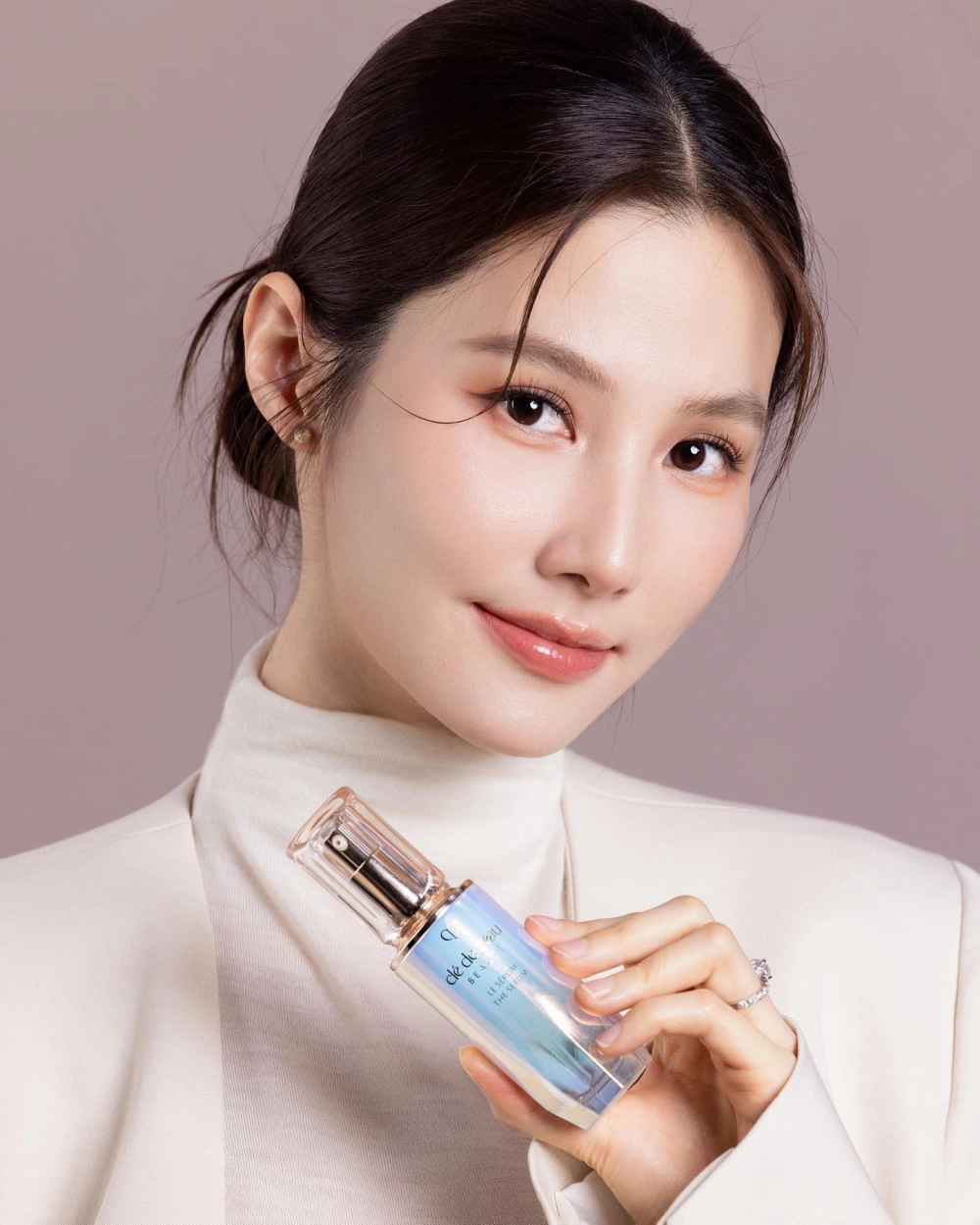 Diễm My 9x cưới và đám cưới cổ tích cuối năm 2023