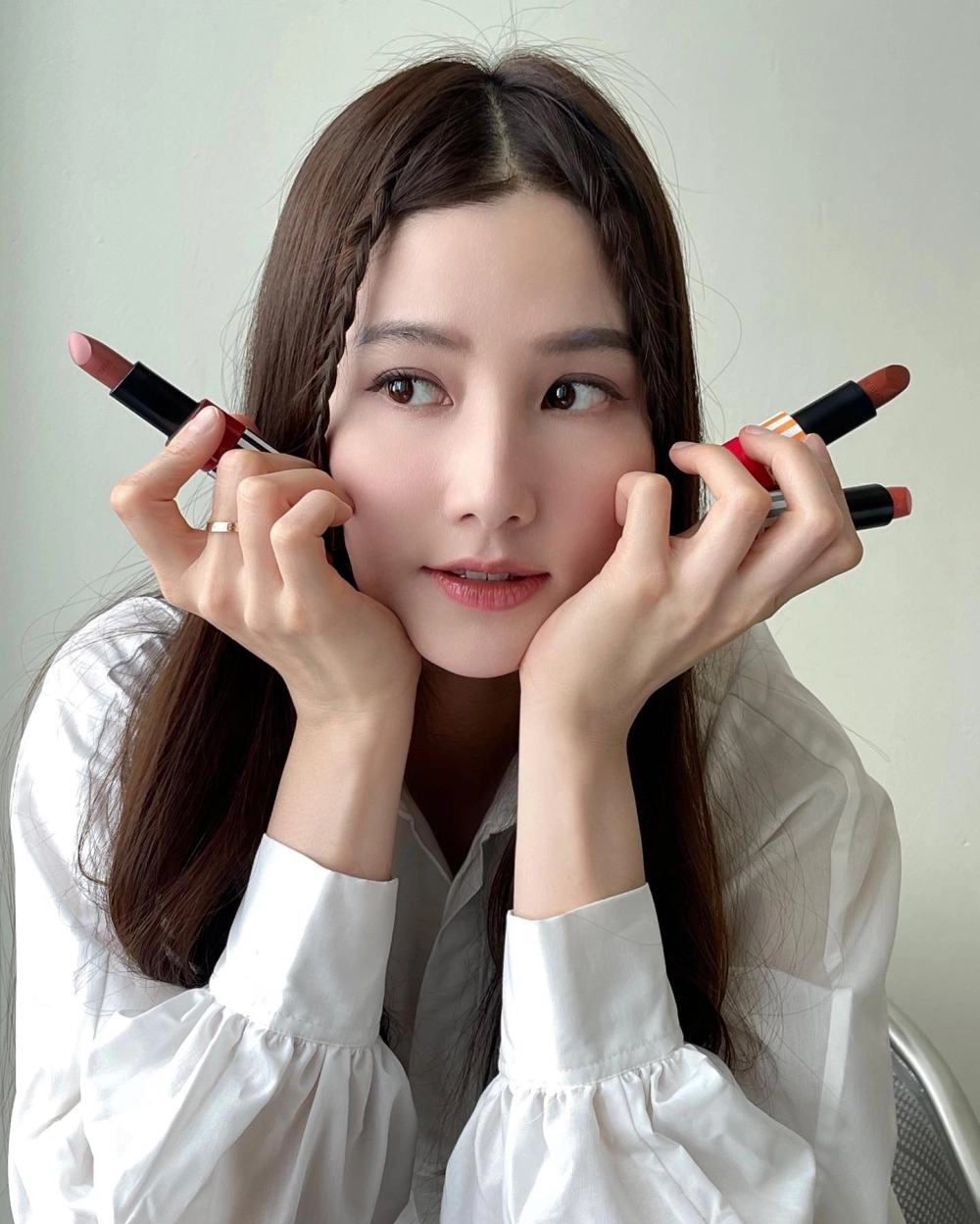 7 nụ cười xuân Diễm My 9x và những khoảnh khắc duyên dáng, hài hước