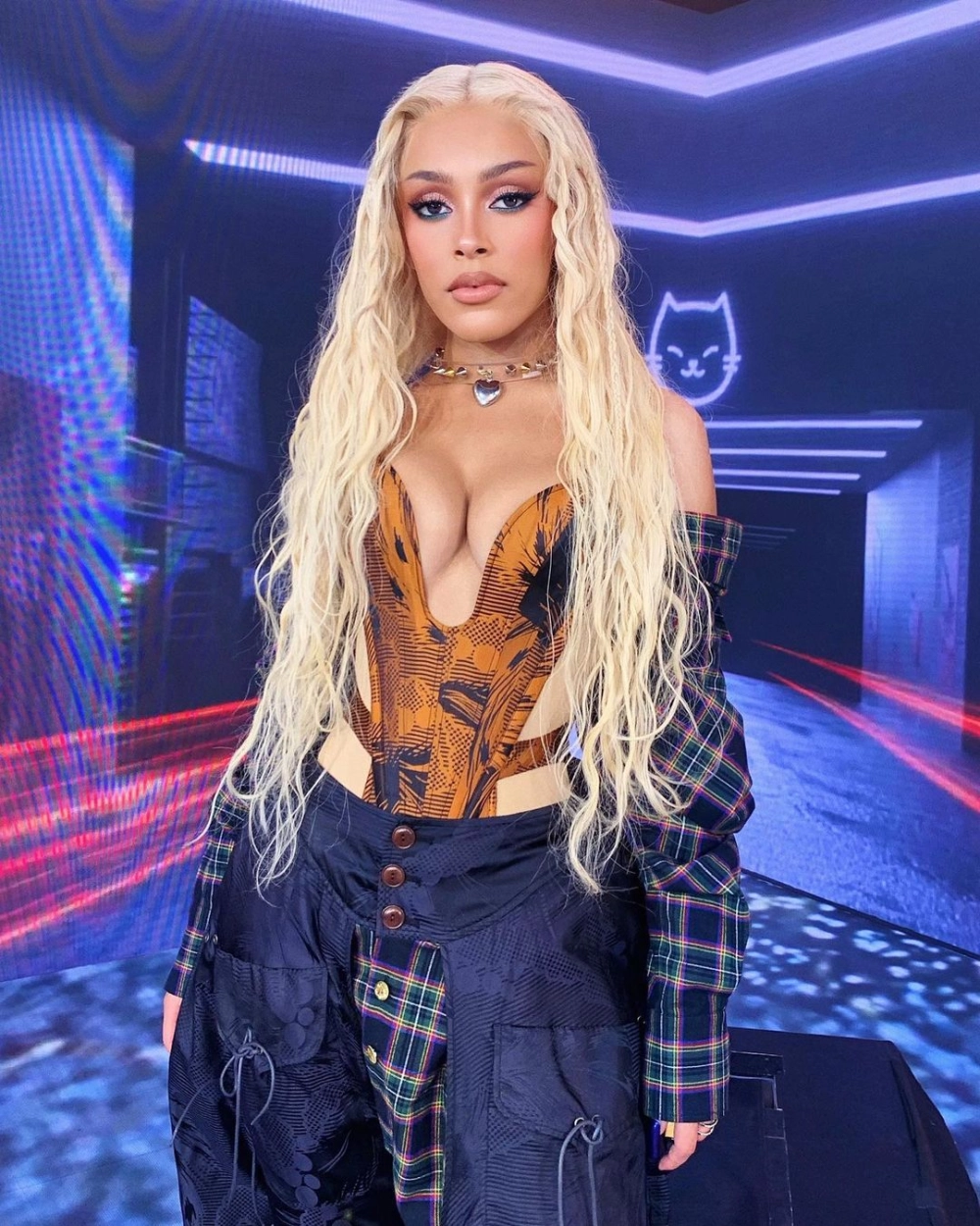 Need to know Doja Cat và bản rap hit bùng nổ