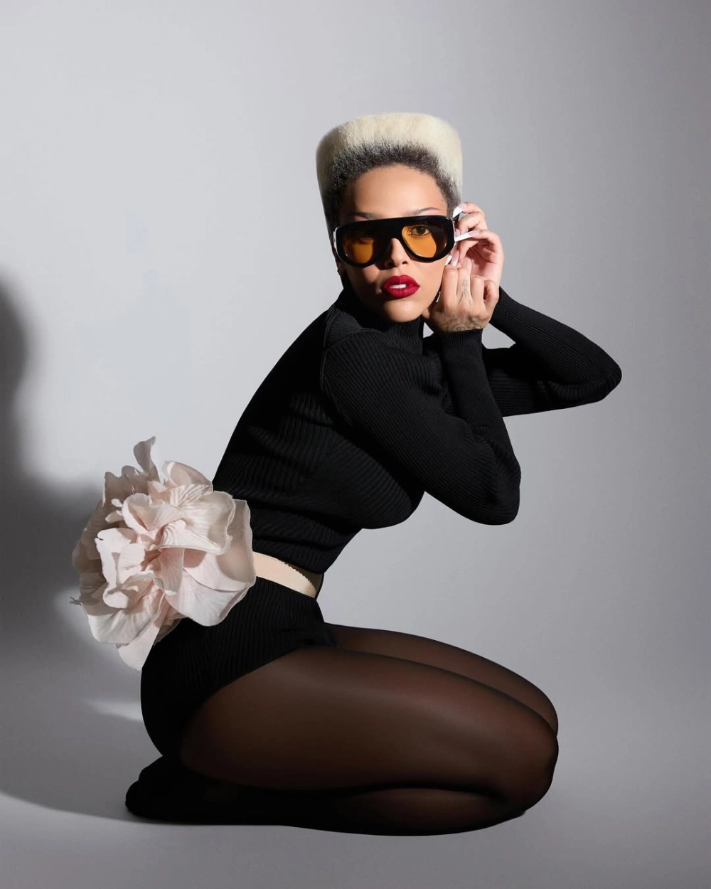 Woman Doja Cat bản hit toàn cầu với giai điệu Afrobeat lôi cuốn
