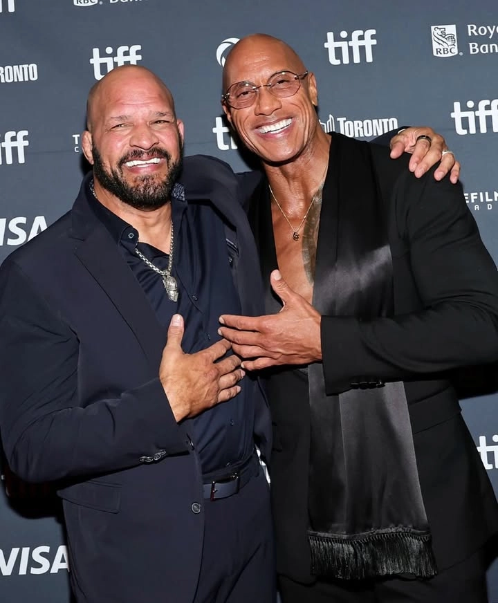 Dwayne the rock Johnson dad và di sản của đô vật Rocky Johnson