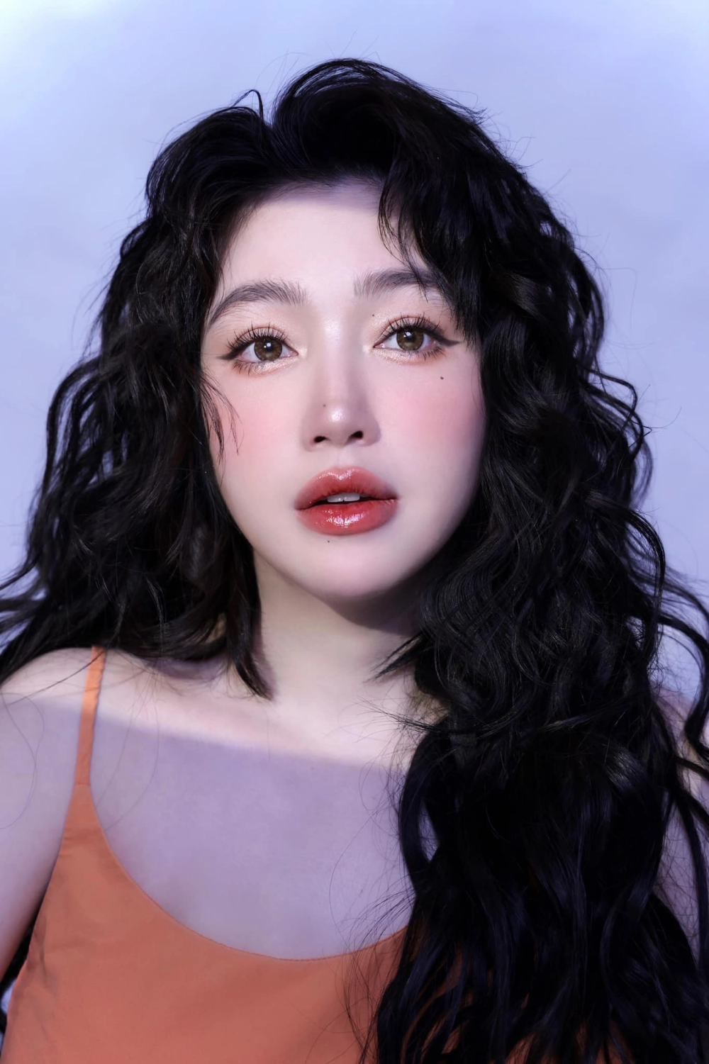 Elly Trần nữ hoàng nóng bỏng, hot girl và bà mẹ hai con