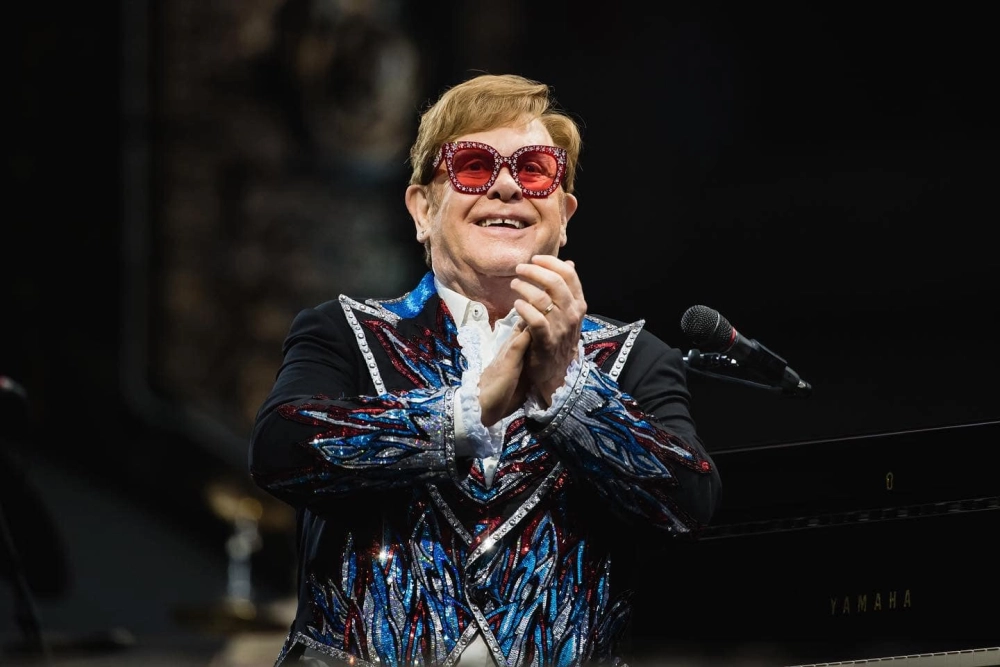 Elton John songs và những bản hit bất hủ đi cùng năm tháng