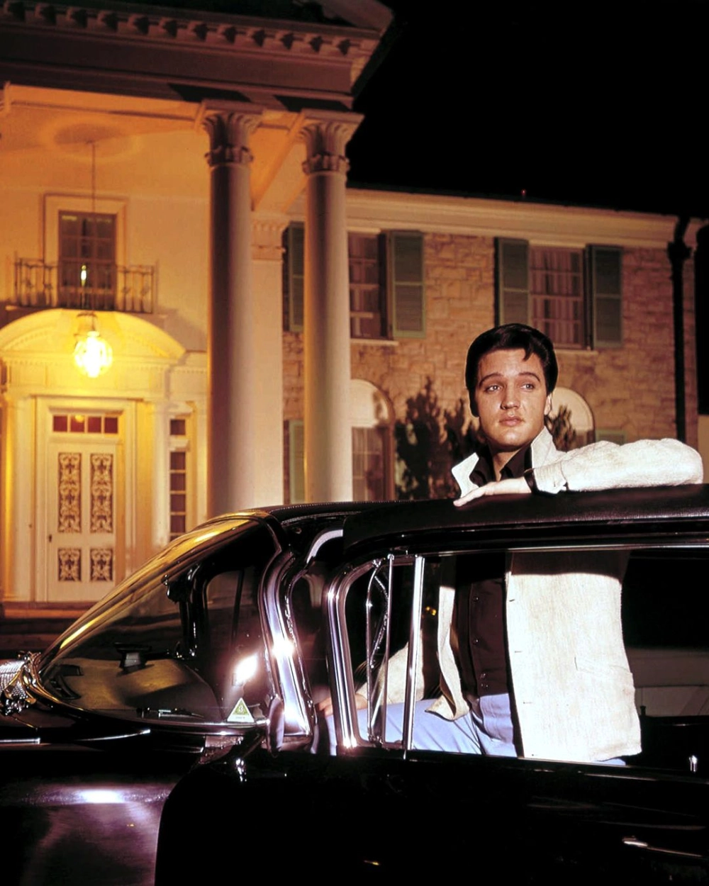 Elvis presley can t help falling in love lyrics và ca từ lãng mạn bất hủ