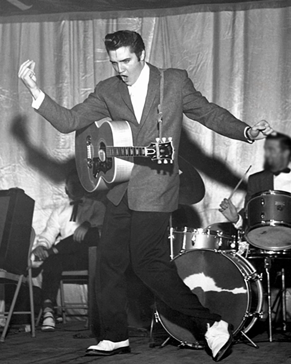 Movie about elvis presley và bộ phim tiểu sử Elvis 2022 đầy thành công