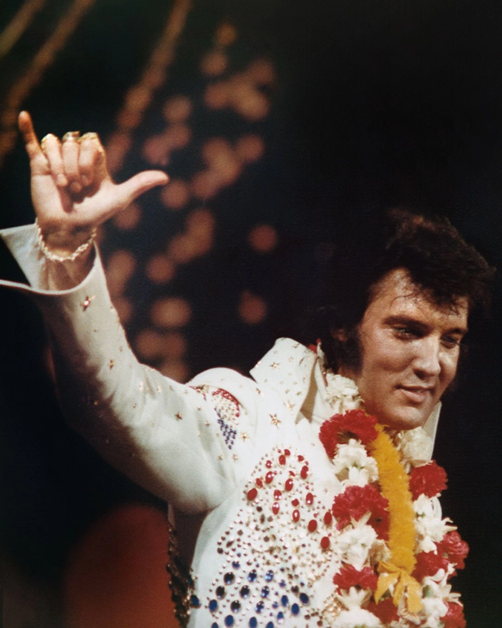 A little less conversation elvis presley và bản remix JXL huyền thoại Nguồn