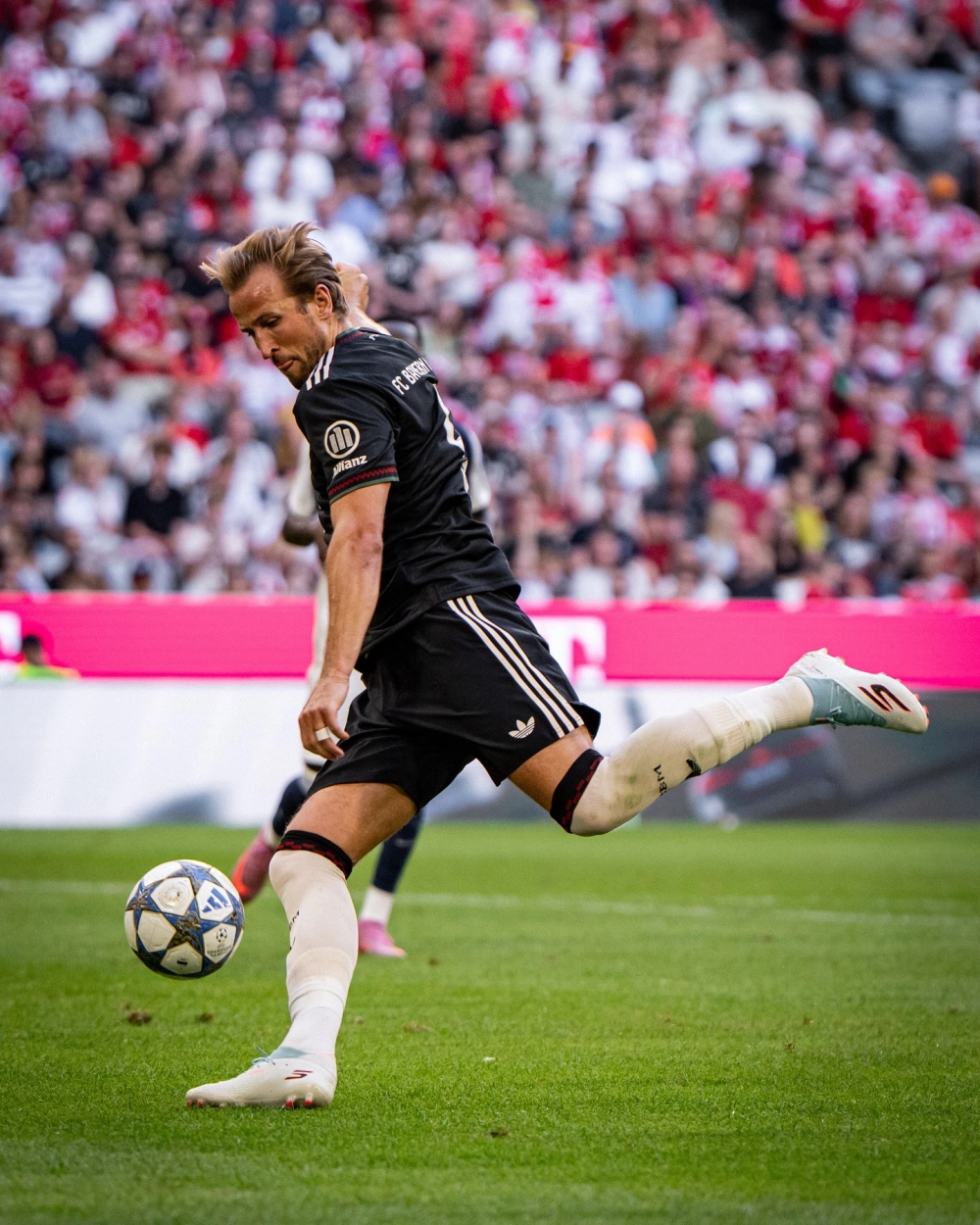 Harry Kane age nam tiền đạo sinh năm 1993