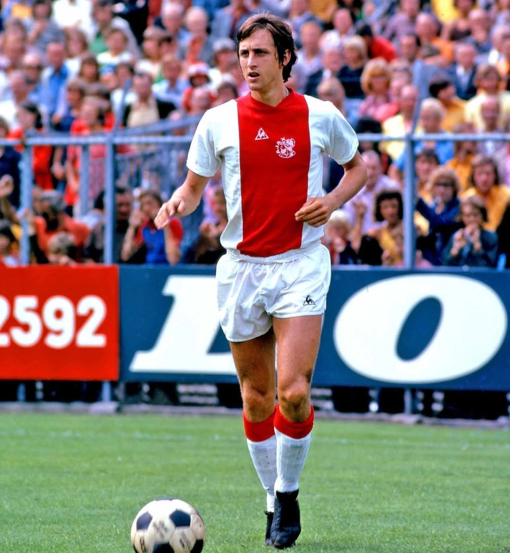 Barcelona Johan Cruyff và người đặt nền móng cho triết lý Barca