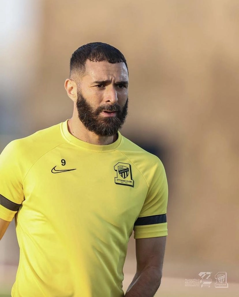 Karim Benzema transfer và vụ chuyển nhượng lịch sử sang Al-Ittihad 2023