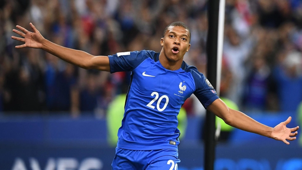 Kylian Mbappé siêu sao bóng đá và ngôi sao mới của Real Madrid