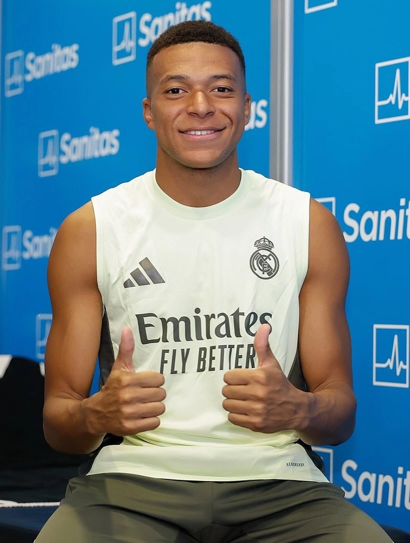Kylian Mbappé girlfriend và những tin đồn tình cảm