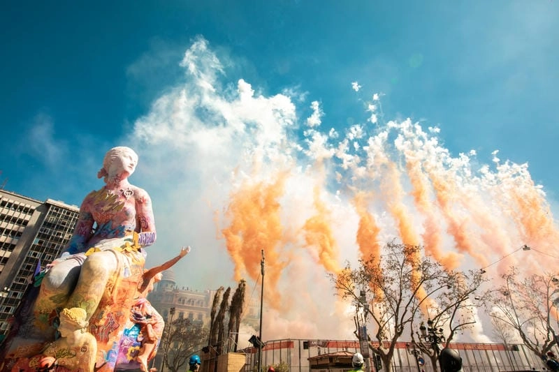 Khám phá các hoạt động chính của lễ hội Las Fallas