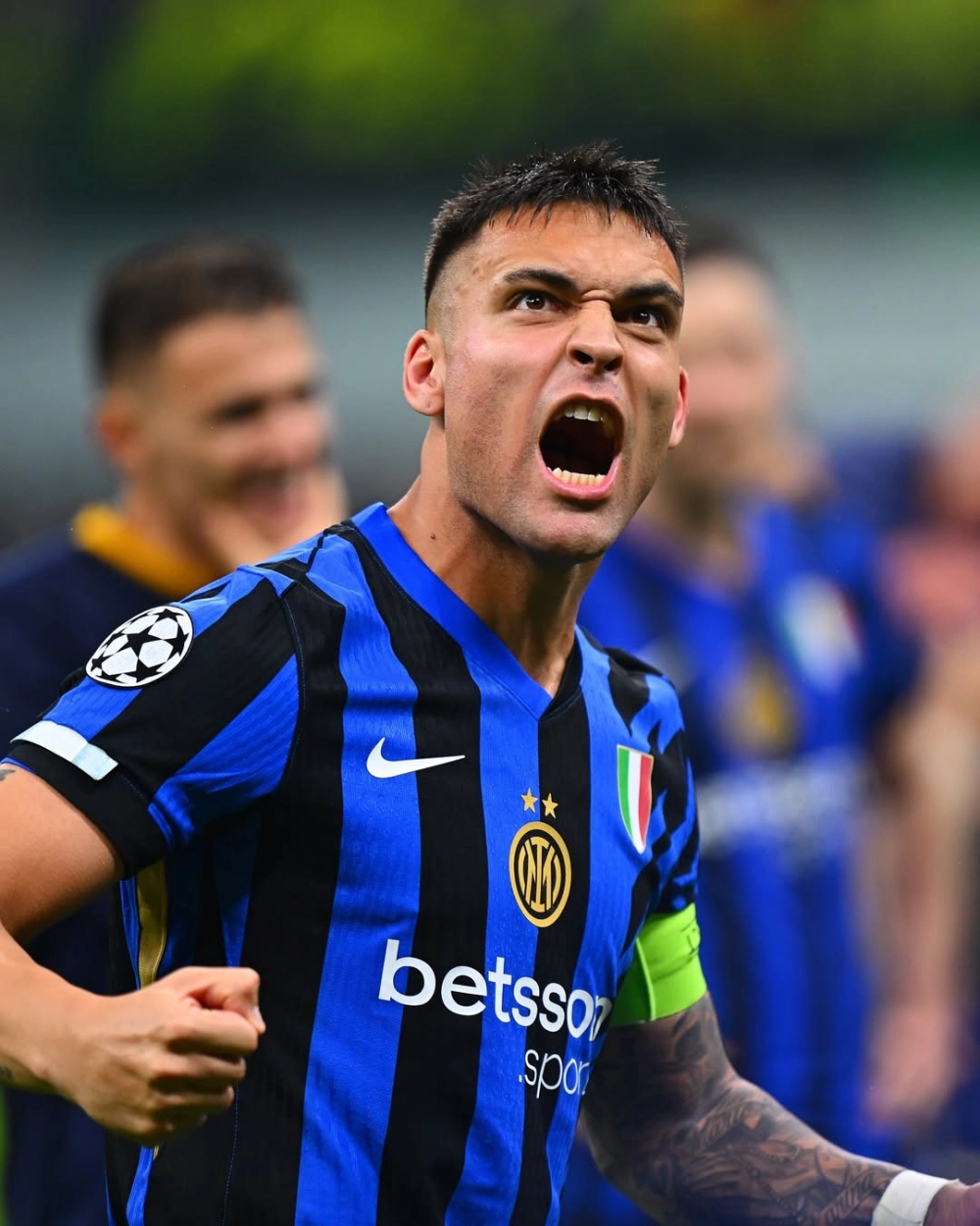 Donde juega Lautaro Martínez anh là đội trưởng của Inter Milan