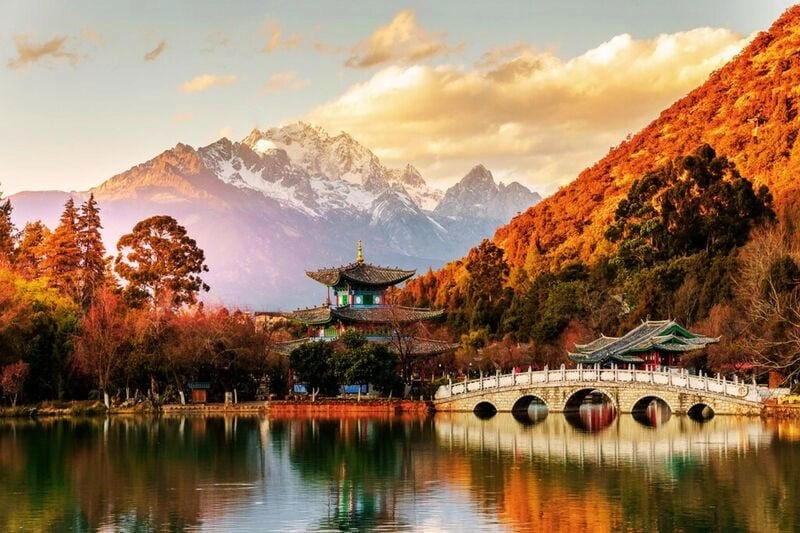 Đắm mình trong Lệ Giang nên thơ