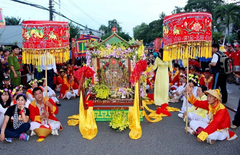 Thức dậy cùng lễ hội Bà Chúa Xứ ấn tượng