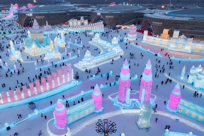 Săn những bức ảnh lễ hội băng đăng Harbin sôi động