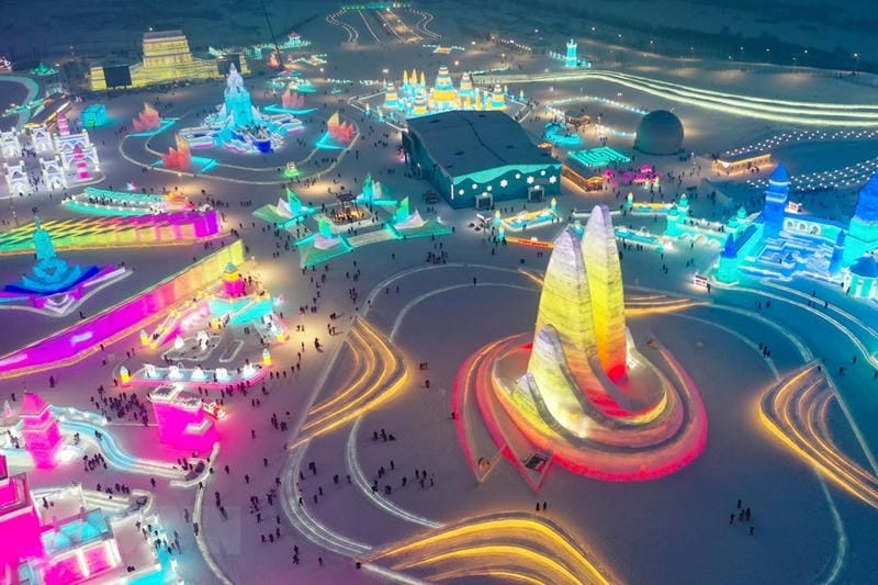 Lạc lối trong lễ hội băng đăng Harbin đặc sắc