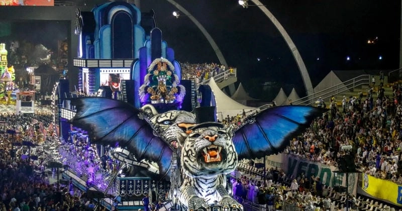 Sưu tầm những bức lễ hội Carnival Rio de Janeiro nổi bật