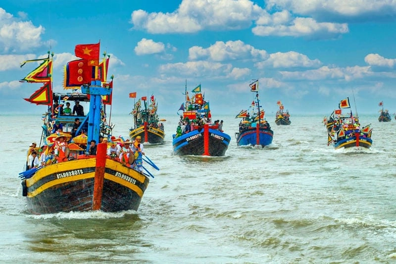 Khám phá những hoạt động đặc sắc tại lễ hội Cầu Ngư