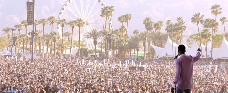 Cùng đắm mình trong lễ hội Coachella sôi động