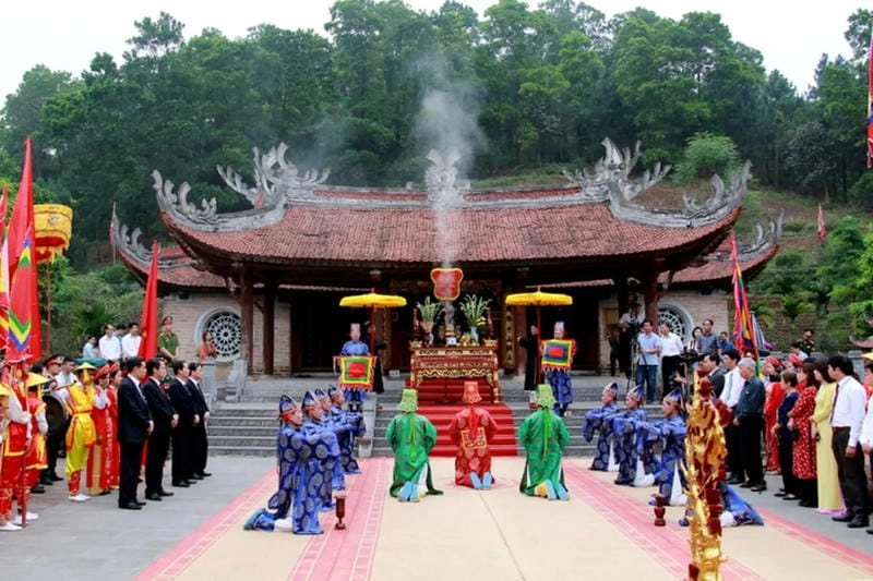 Cùng nhau hướng về Lễ hội Đền Hùng truyền thống