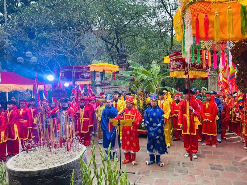 Lạc lối trong không khí Lễ hội Gióng đặc sắc