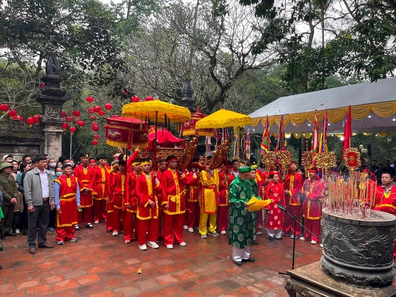 Sưu tầm những bức Lễ hội Gióng độc đáo