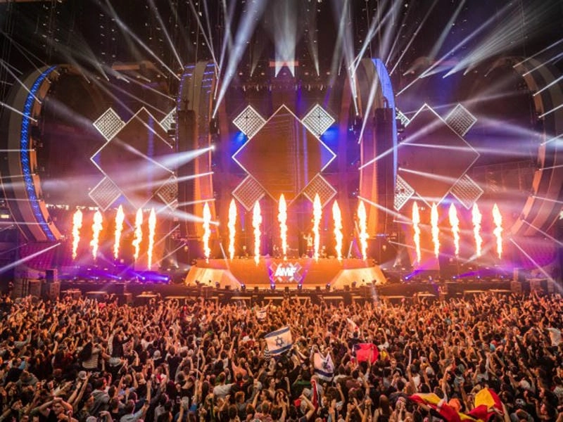 Cười sảng với Lễ hội Glastonbury hấp dẫn