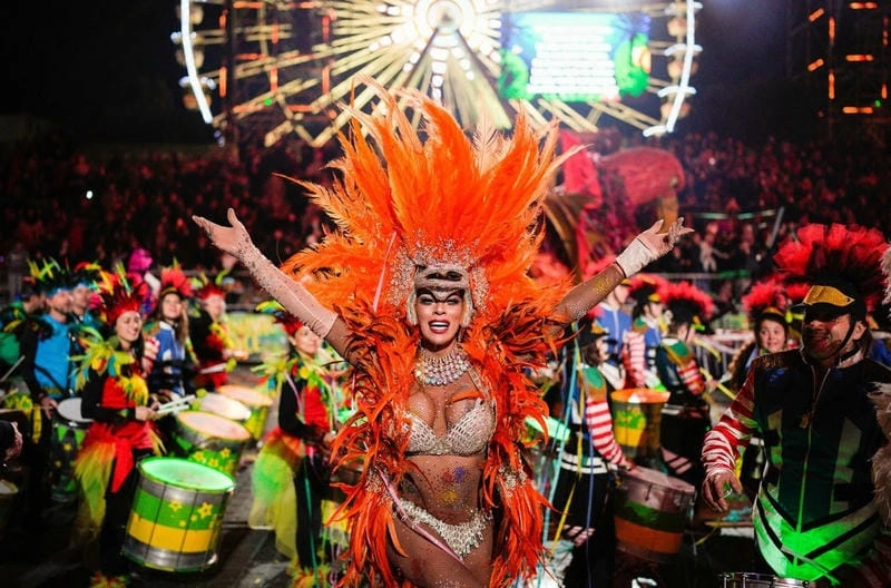 Ngắm nhìn vẻ đẹp lễ hội hóa trang Nice cuốn hút