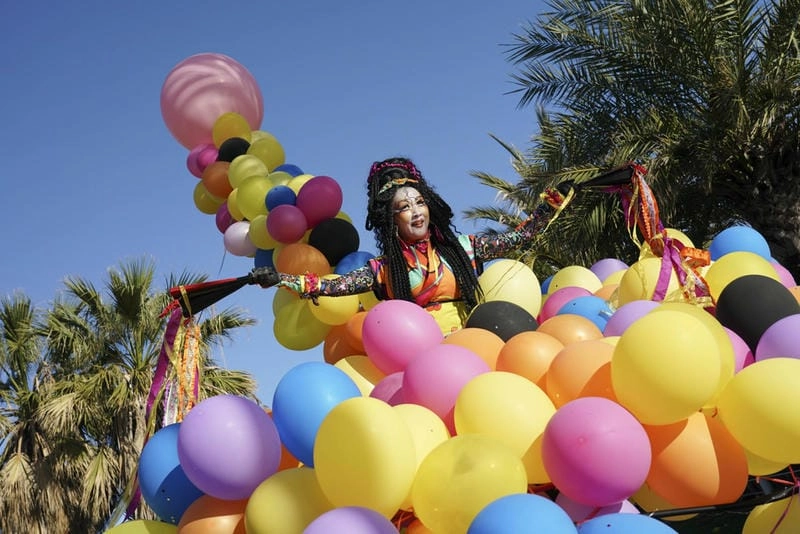 Cùng du ngoạn lễ hội hóa trang Nice huyền ảo