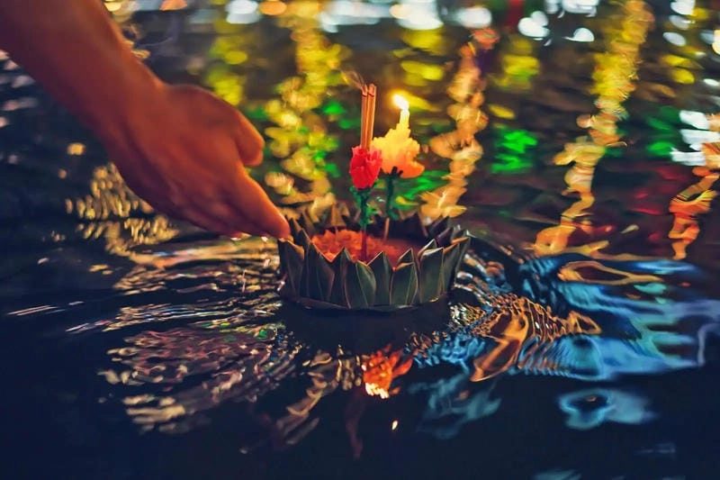 Thức dậy cùng Lễ hội Loy Krathong đặc sắc