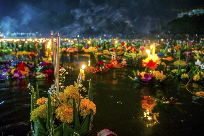 Tìm về Lễ hội Loy Krathong độc đáo