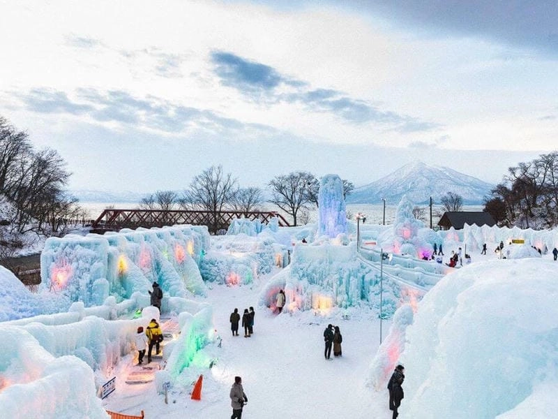 Thức dậy cùng lễ hội mùa đông ấn tượng