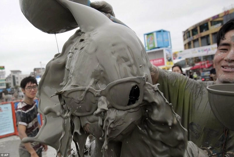 Ngắm nhìn vẻ đẹp lễ hội tắm bùn Boryeong đặc sắc