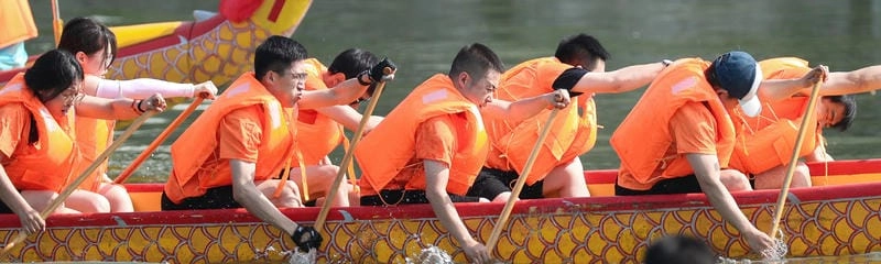 Ngắm nhìn vẻ đẹp lễ hội thuyền rồng hấp dẫn