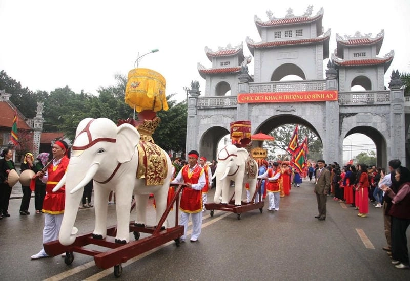 Gợi ý những bức lễ hội truyền thống sôi động