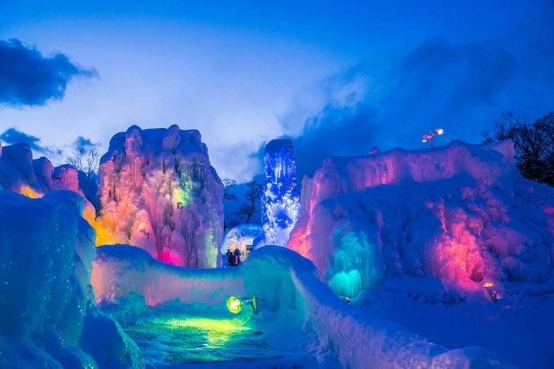 Thức dậy cùng lễ hội tuyết Sapporo ấn tượng