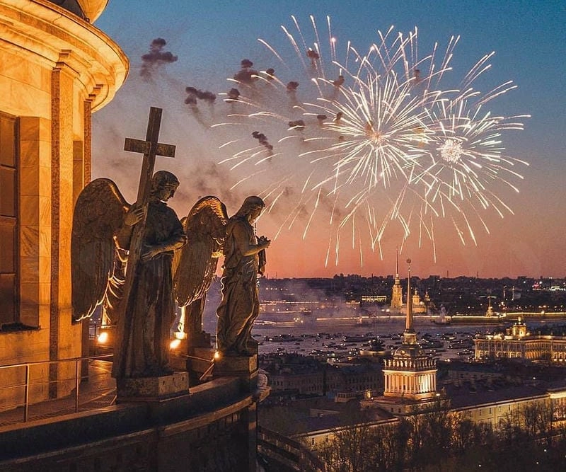 Gợi ý những bức Lễ hội White Nights ấn tượng