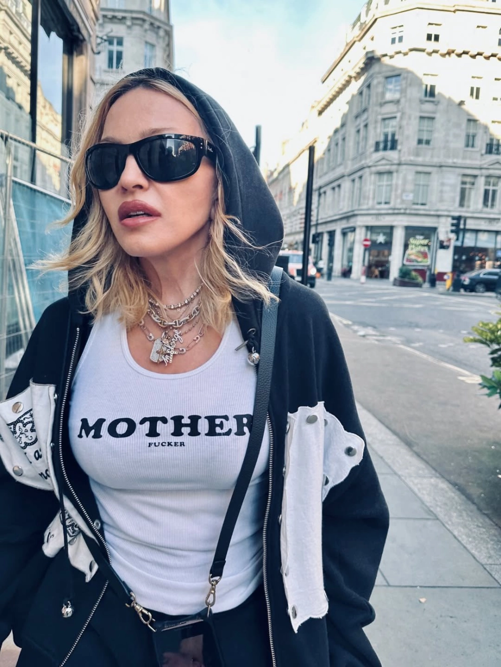 Madonna La isla bonita và giai điệu gây nghiện mọi thời đại