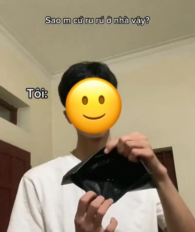 Ai cũng share rần rần không có tiền meme cực hài hước