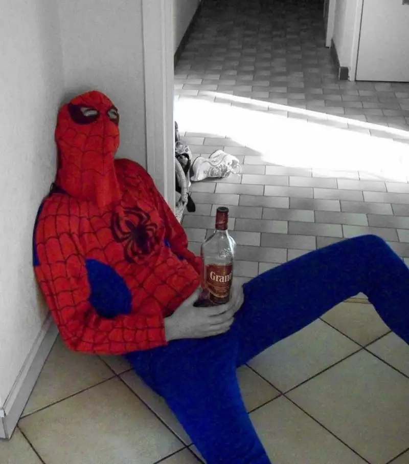 Cười ngất với laugh meme spiderman siêu kinh điển